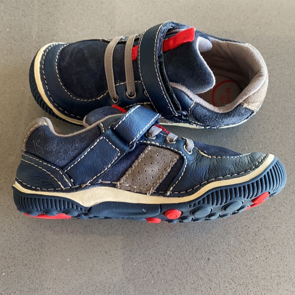 Stride Rite Shoes - Picture 4 of 7